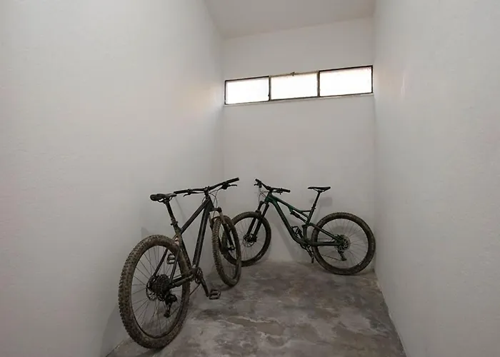 Appartamento Finalpia Con Box Auto E Deposito Bici Finale Ligure